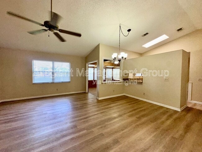 Photo - 2665 Shirley Ave House