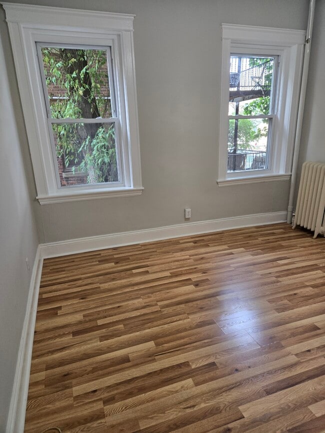 Building Photo - 14 Medfield St