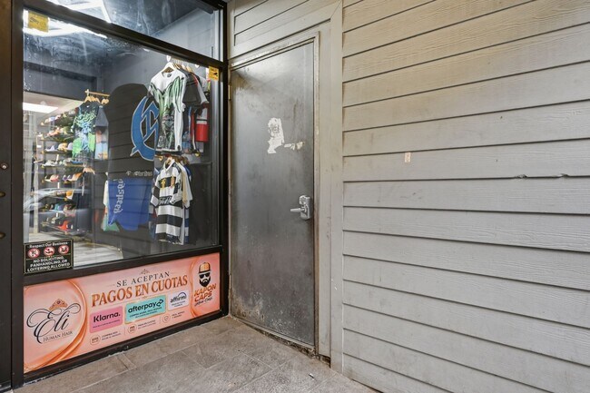 Foto del edificio - 140 N 7th St