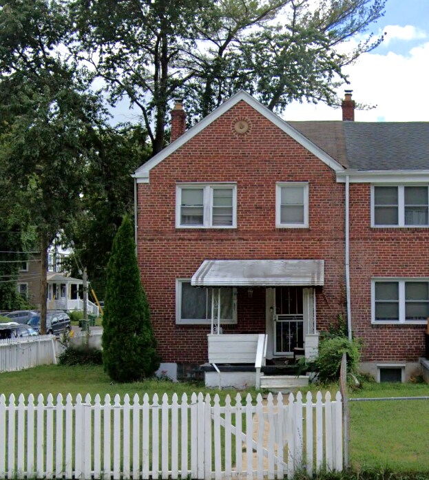 Primary Photo - Charming townhome in vibrant Baltimore nei...