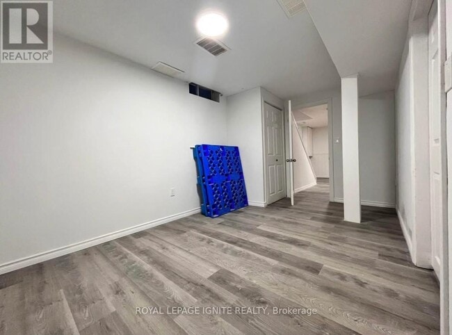 Building Photo - 1068 Pepperbush Ct