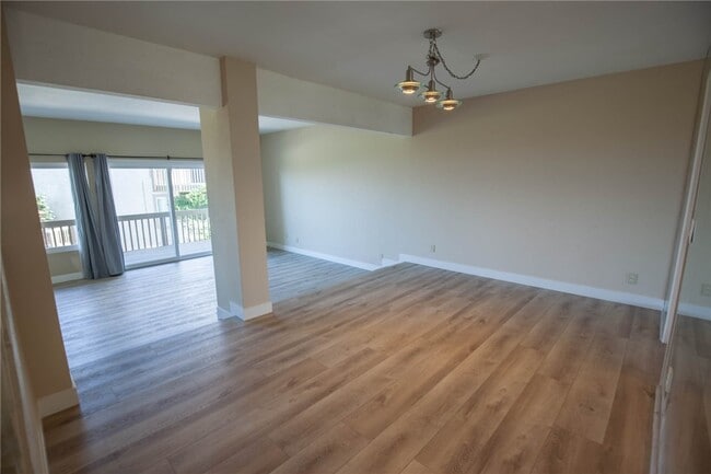 Building Photo - 48 Hilltop Cir