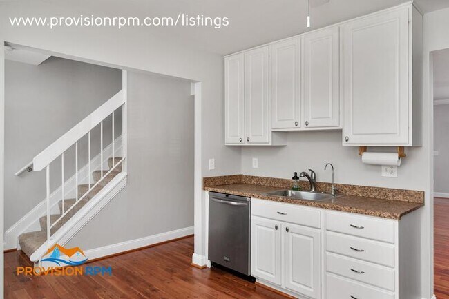 Foto del edificio - 1324 Hazel Nut Ct