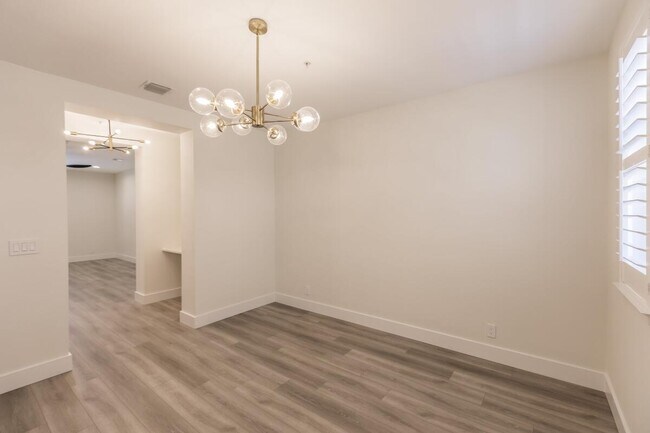 Foto del edificio - 312 W Mallory Cir