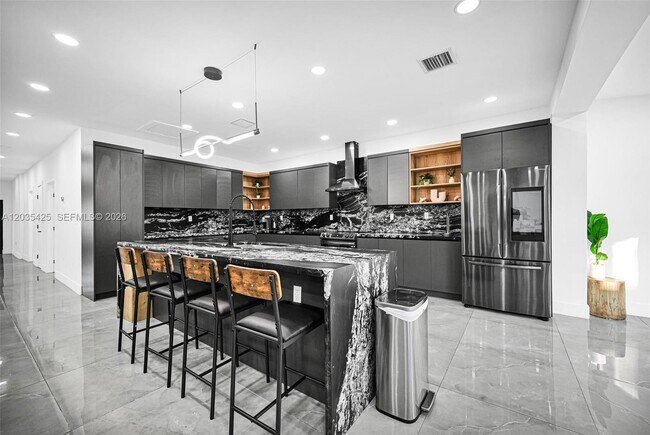 Foto del edificio - 112 NW 53rd St