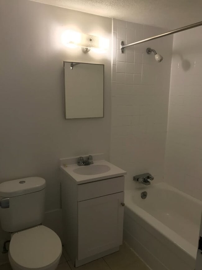 Building Photo - Ridgeview Apartments