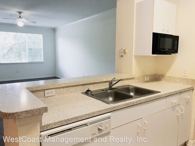 Building Photo - 1 br, 1 bath House - 17102 Carrington Park...