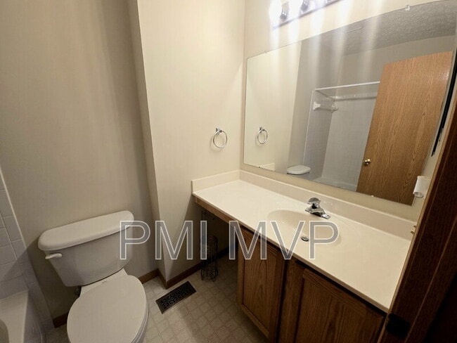 Building Photo - 4207 Asbury Ridge Dr
