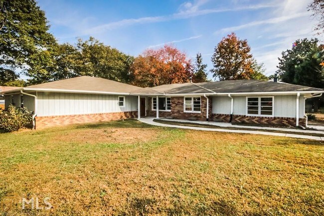 Building Photo - 5075 Winters Chapel Rd
