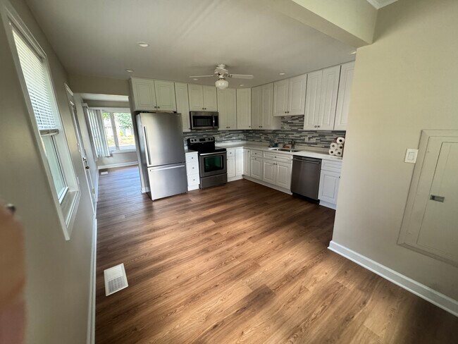 Foto del edificio - 2605 Oriole Ln