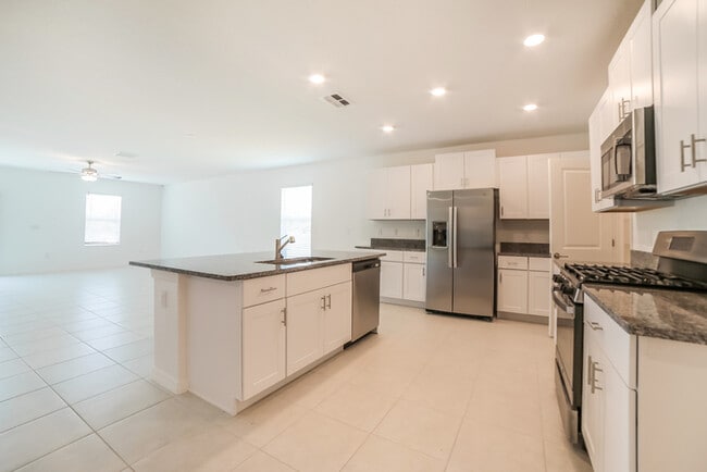 Foto del edificio - 4053 84th Ct E