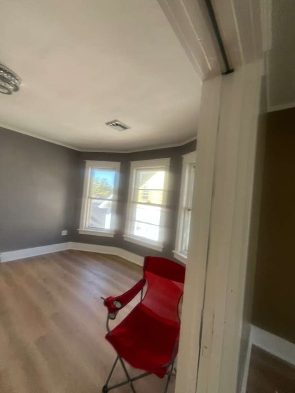 Foto del edificio - 36 Mcclellan Ave