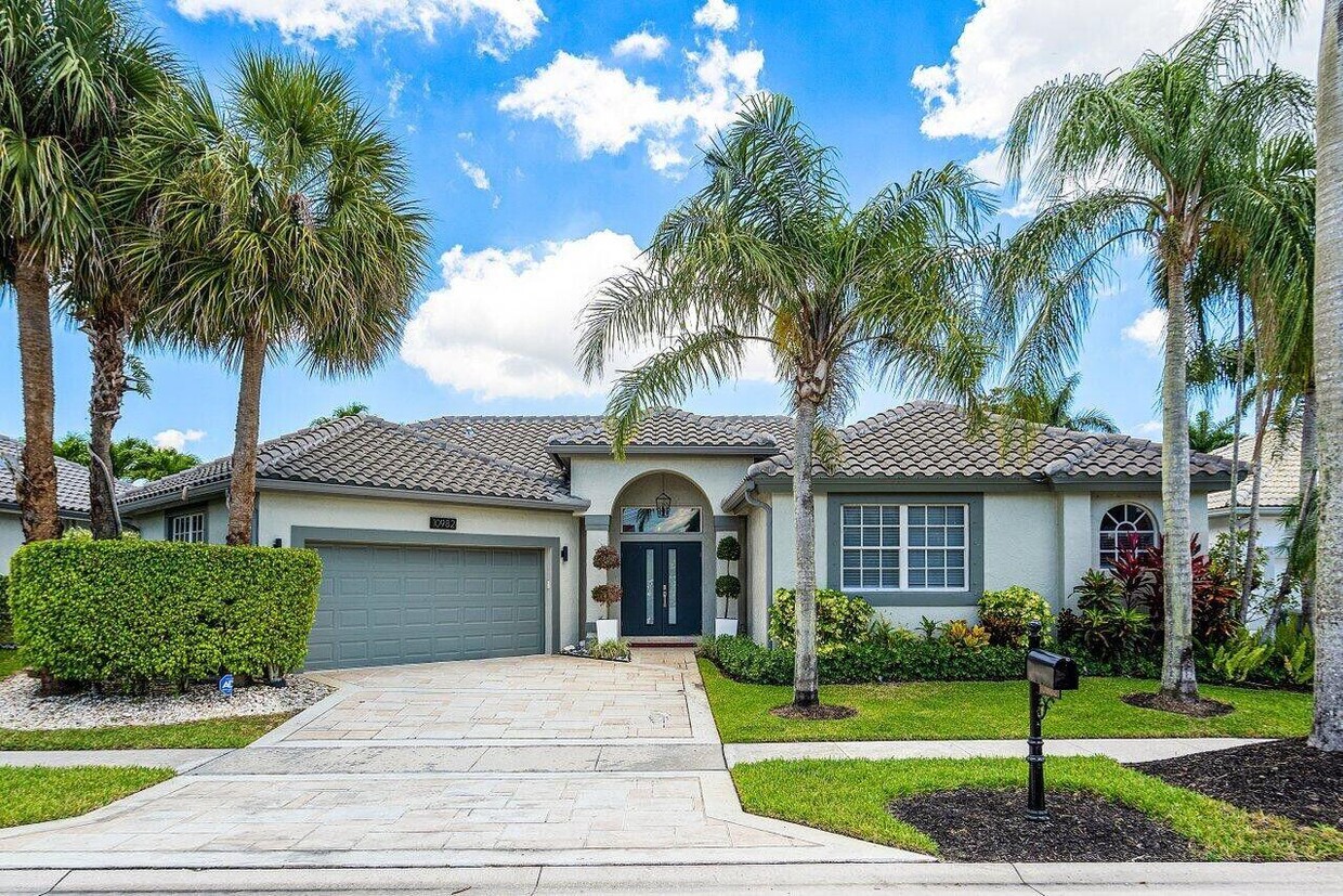 Foto principal - 10982 Ravel Ct