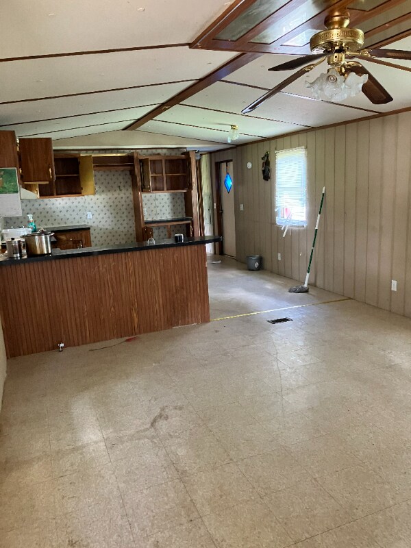 Building Photo - 322 Mangle Dr