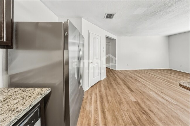 Building Photo - 7211 Alava Dr