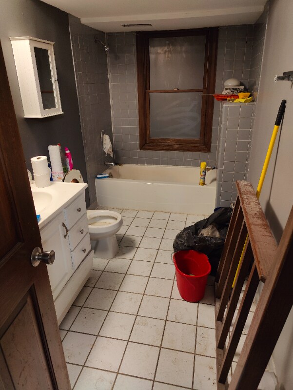 Building Photo - 3245 Berwyn Pl