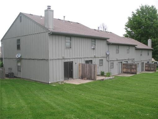 Building Photo - Elgin Park Townhome