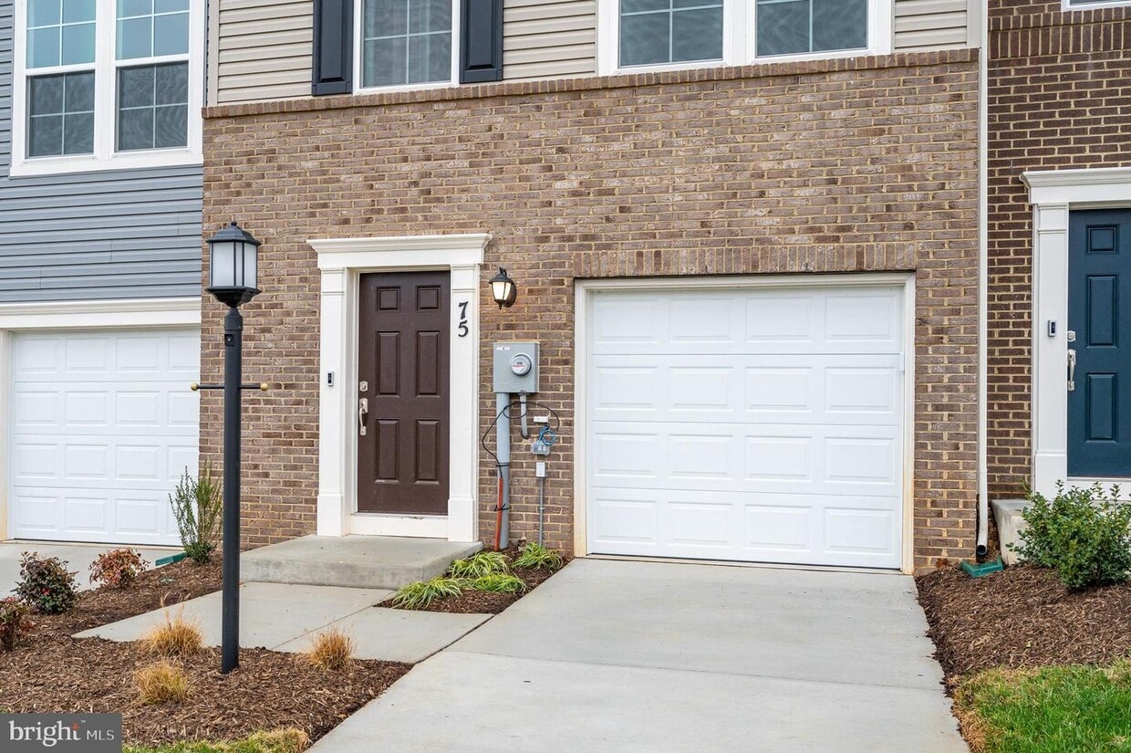 75 Stratton Dr, Charles Town, WV 25414 Townhome Rentals in Charles