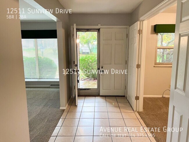 Foto del edificio - 12511 Sunview Ln