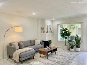 Building Photo - 1541 E La Palma Ave