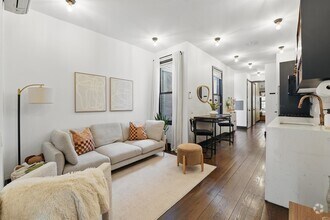 Building Photo - 43 Thorne St