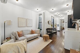 Building Photo - 43 Thorne St