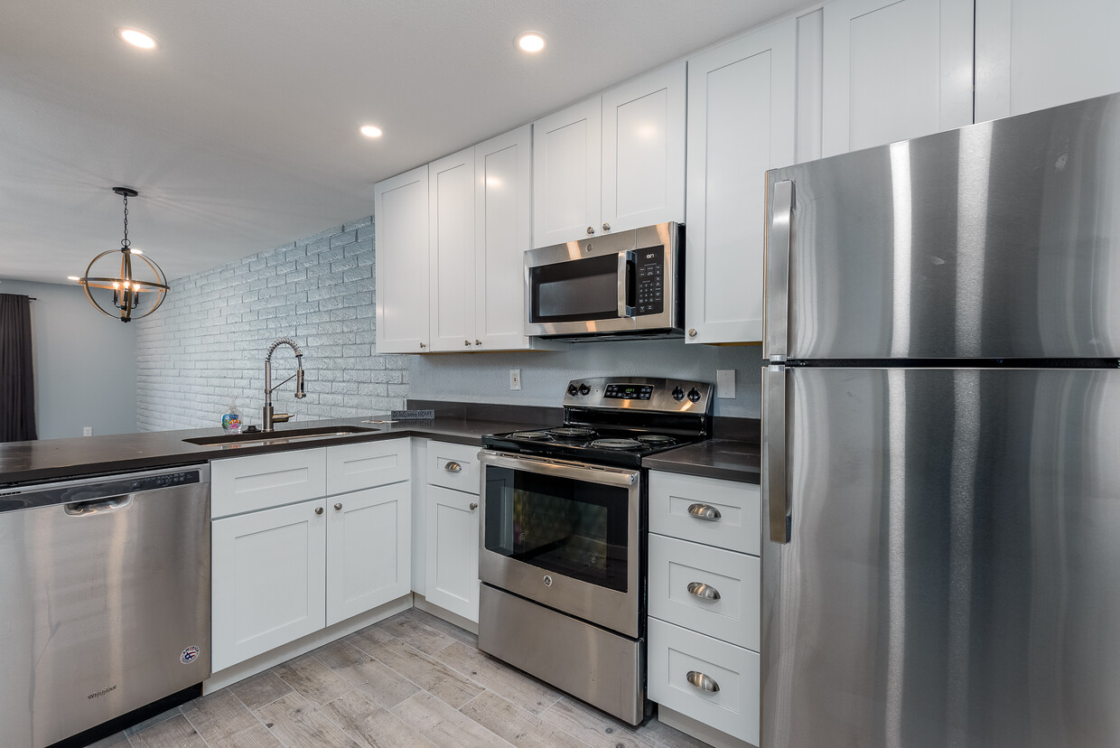 Foto principal - 4354 N 82nd St