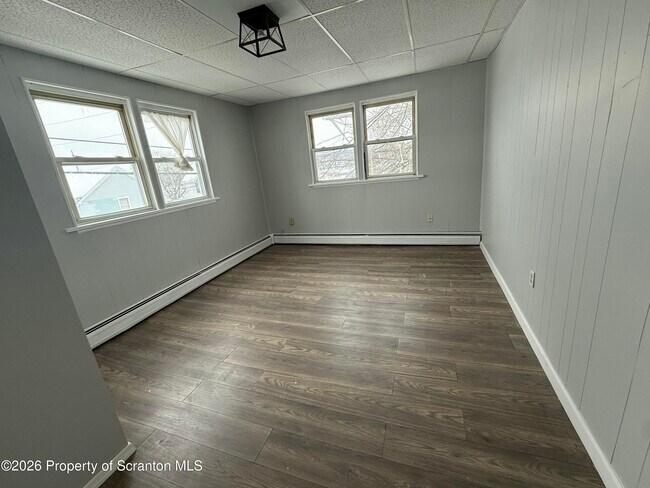 Foto del edificio - 375 Grove St