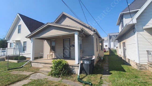 Foto del edificio - Two Bedroom Bungalow for Rent
