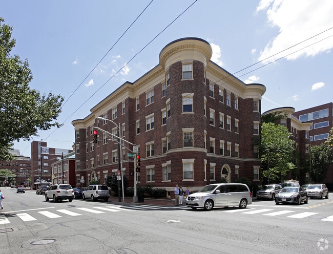 Chapman Arms - Chapman Arms Apartments