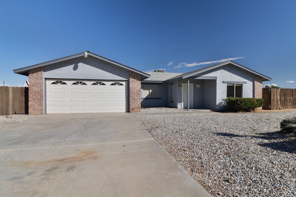 Foto principal - 11515 Chimayo Rd