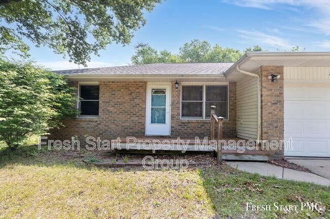 Building Photo - 220 Pine Ridge Rd