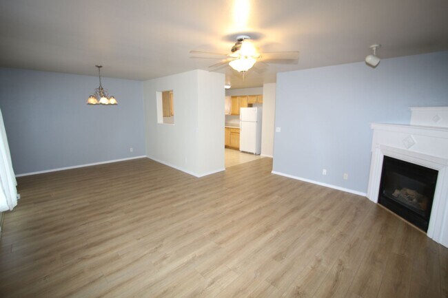 Foto del edificio - 3 Bedroom Eagle River Townhouse!