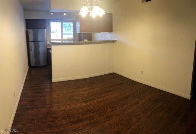 Building Photo - 2750 S Durango Dr