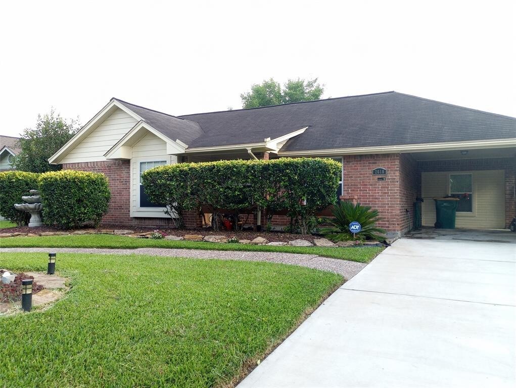2618 S Brompton Dr, Pearland, TX 77584 House Rental in Pearland, TX