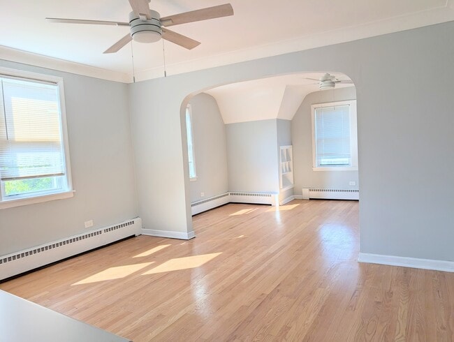 Building Photo - 2617 N 74th Ave