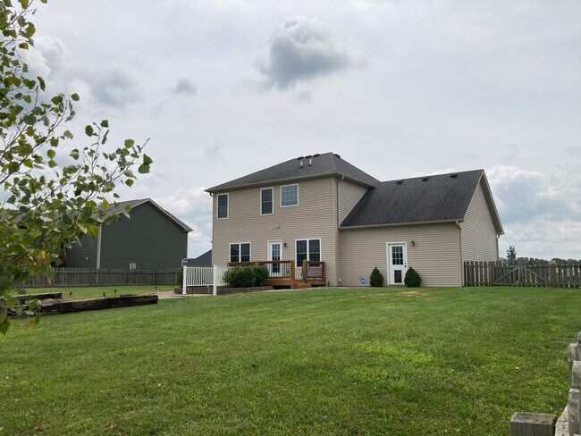 Foto del edificio - 108 Carriage Hills Ln