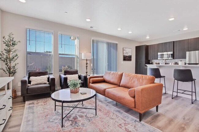 Foto del edificio - 17065 N Hounslow Wy