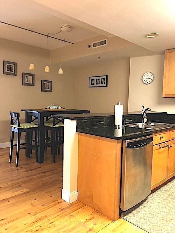 Building Photo - 234 Cypress St