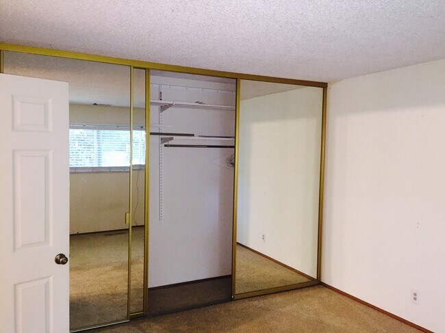 Bedroom - 969 Acalanes Rd