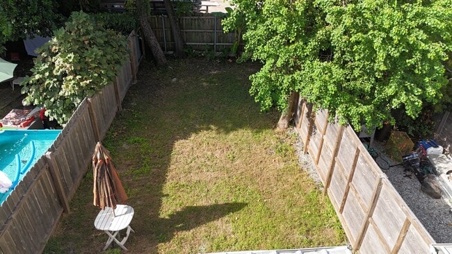 Photo - 3979 S Front St House