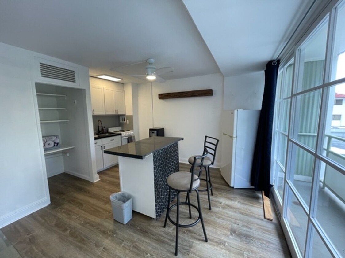 Foto principal - Cute Studio Waikiki- Furnished/ ALL Utilti...