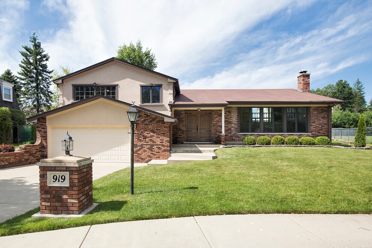 Foto principal - 919 Suffield Terrace