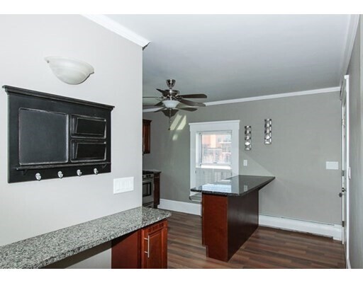 Building Photo - 496 Cabot St