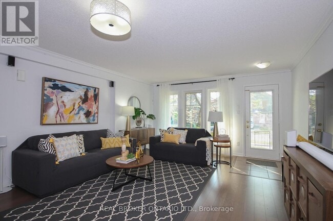 Building Photo - 3200 Bentley Dr