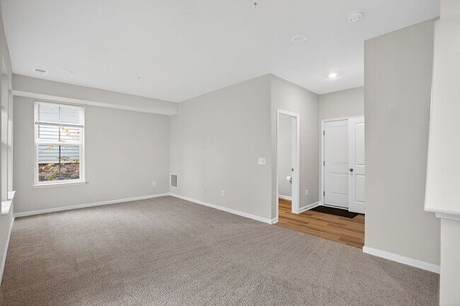 Foto del edificio - 9576 Killenney Pl