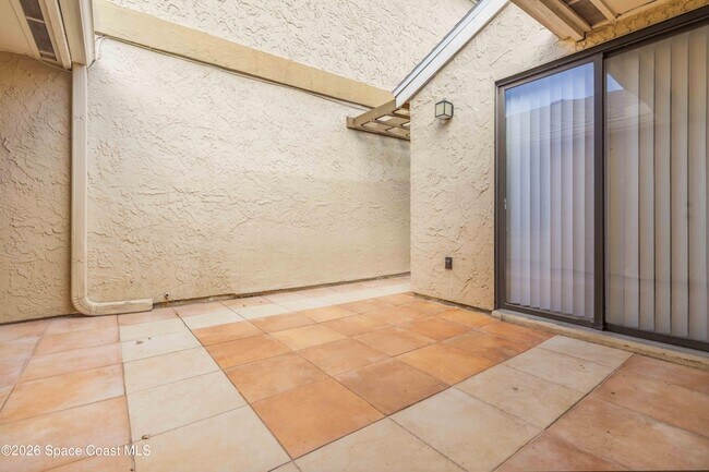 Foto del edificio - 1480 Sheafe Ave NE