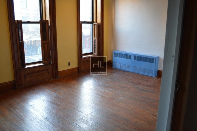 Building Photo - 459 Myrtle Ave