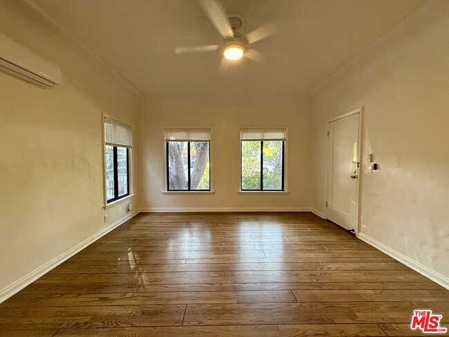Building Photo - 840 Huntley Dr