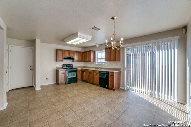 Building Photo - 26 Moondance Hill
